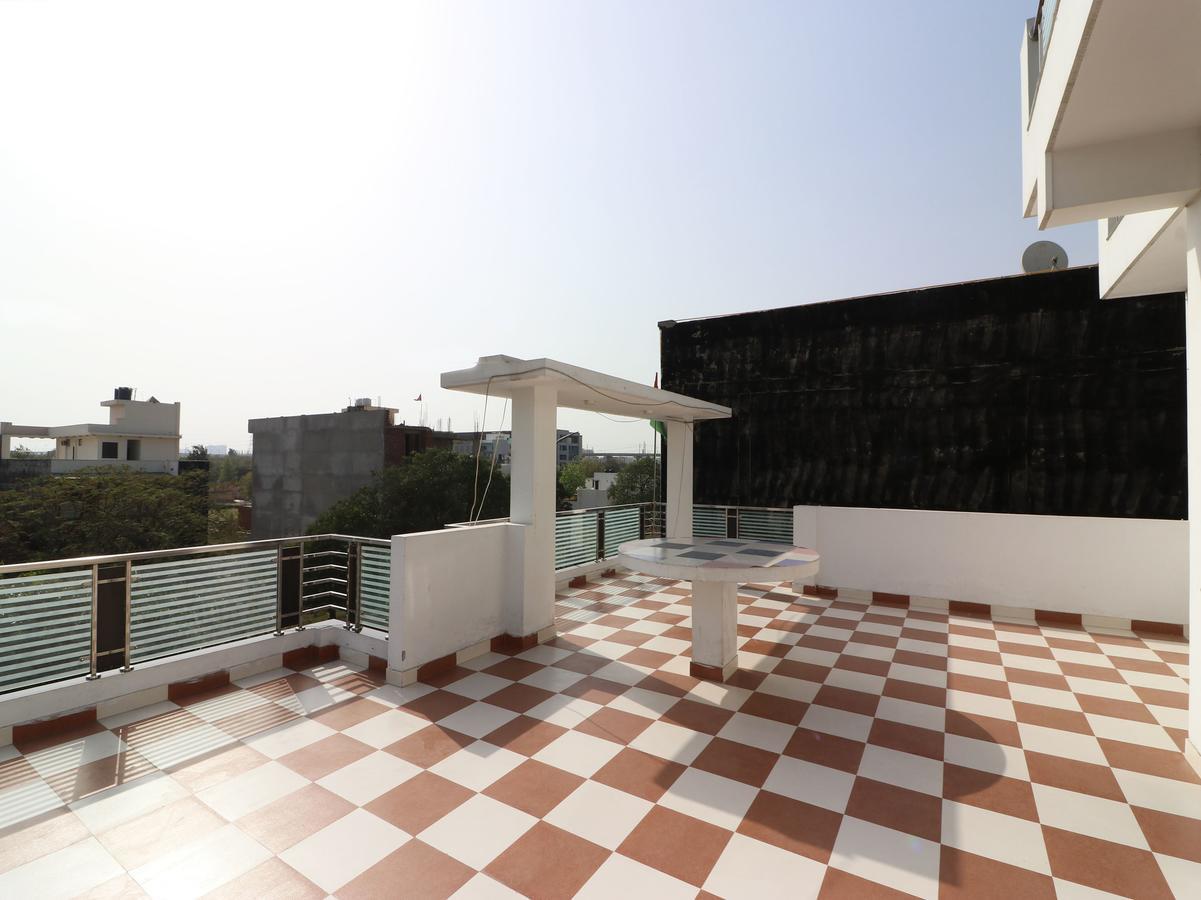 The Abodes House Hotel Grander Noida Exterior foto