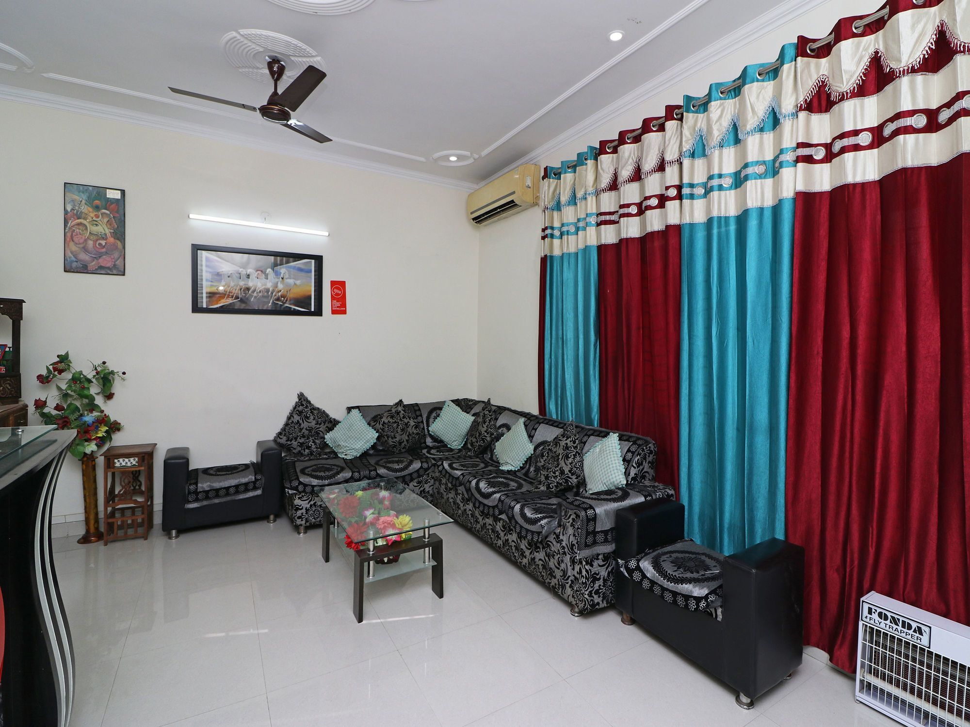 The Abodes House Hotel Grander Noida Exterior foto